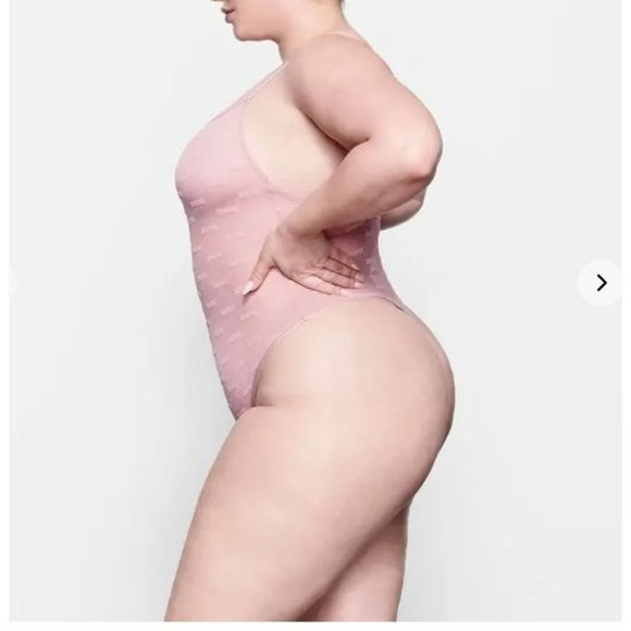 NWT SKIMS After Hours Logo Print Sheer Thong Bodysuit XXL - Picture 4 of 9